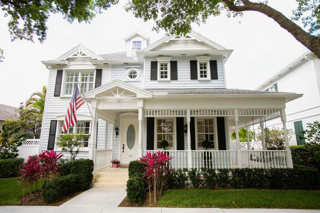 329 Sweet Bay Circle - Photo 1