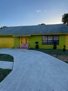 1995 1st Street - Photo 1