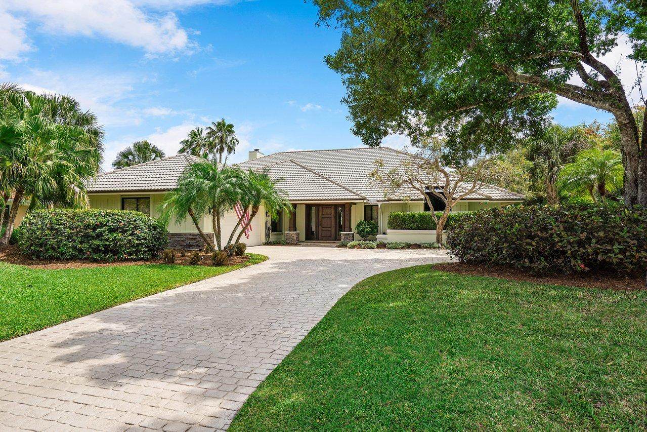 187 Thornton Drive - Photo 1