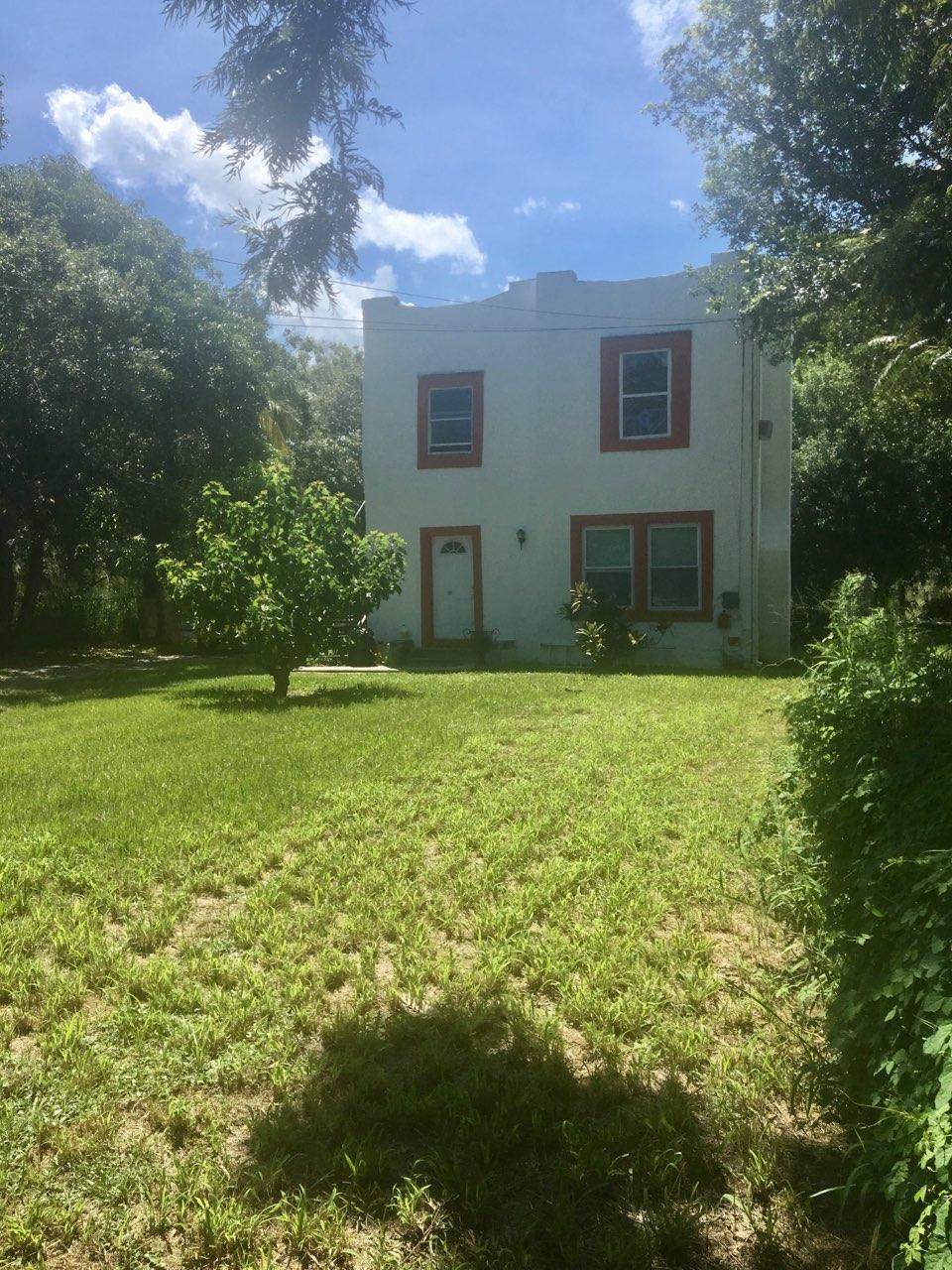 119 11th Street - Photo 1