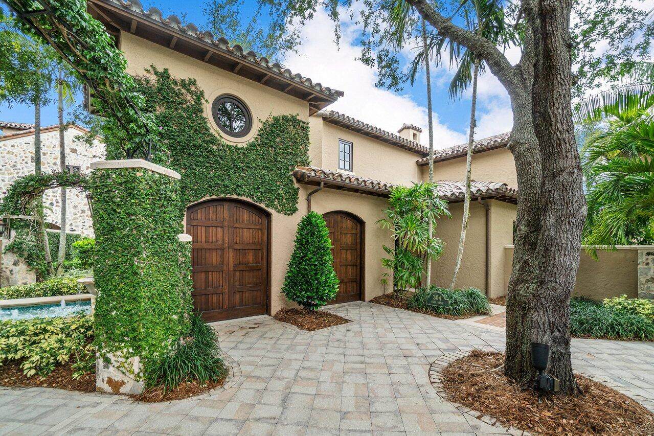 304 Villa Drive - Photo 1