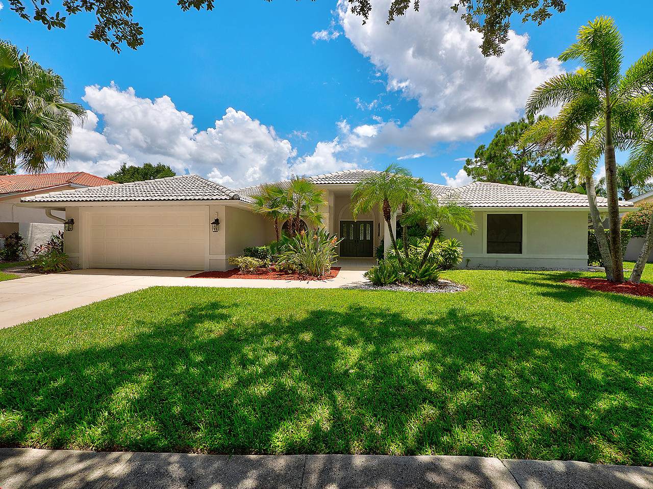 6672 Winding Lake Drive - Photo 1