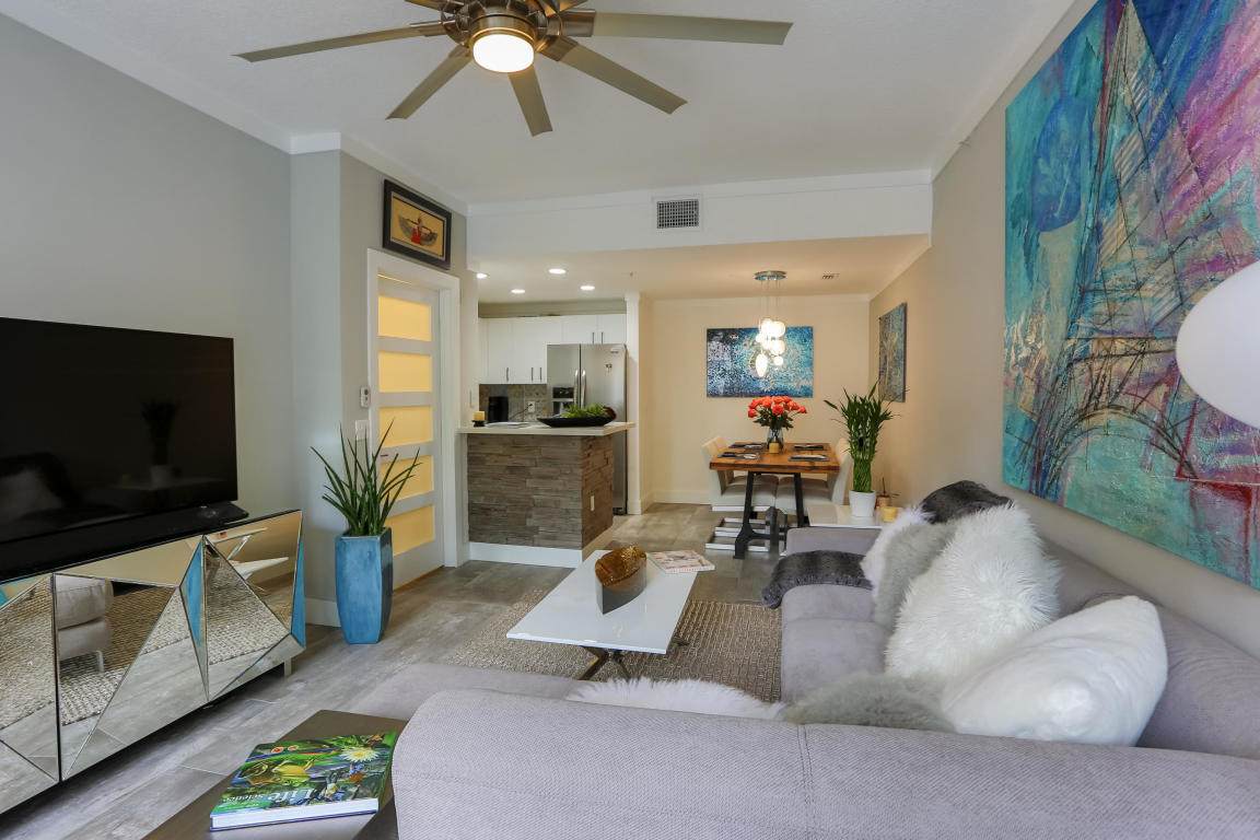 2107 10th Avenue - Photo 1