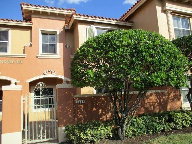 4914 Schooner Drive - Photo 1
