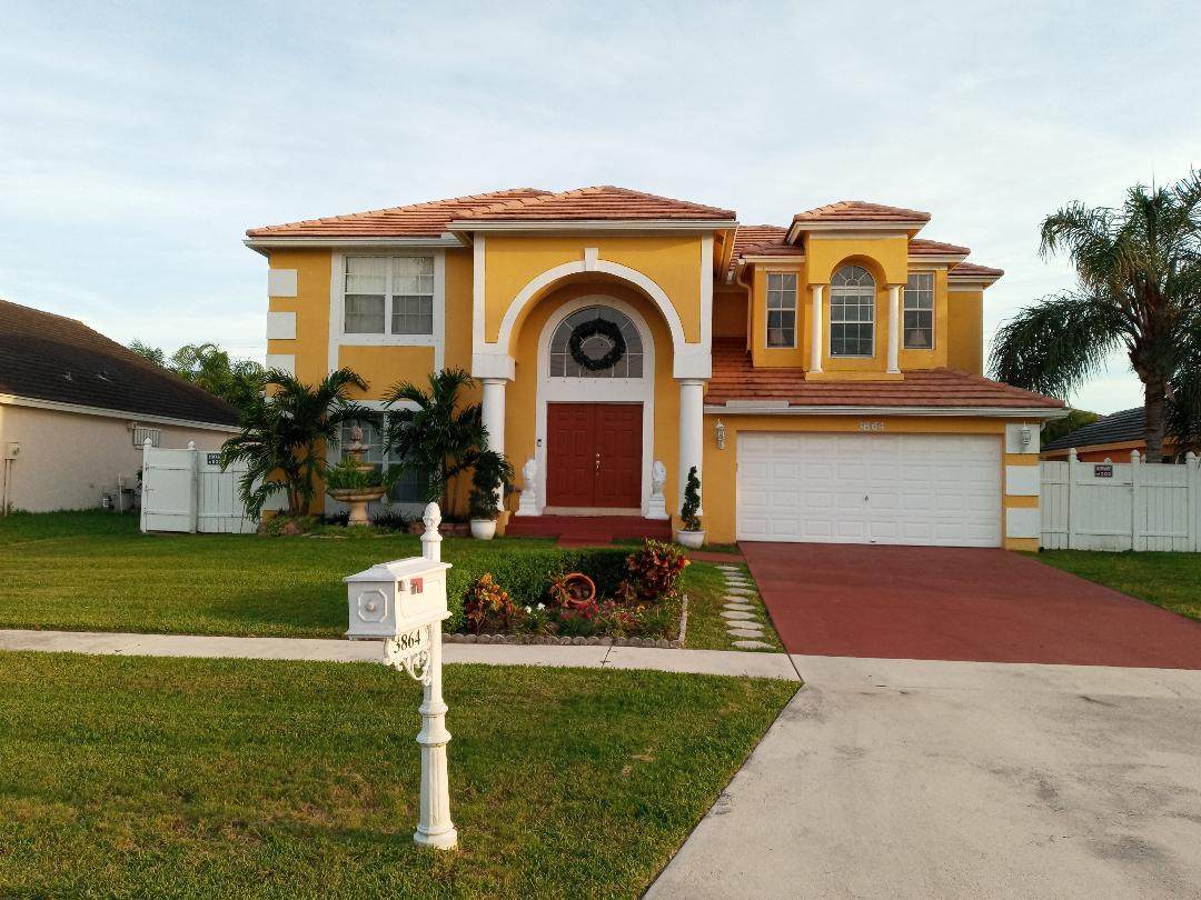3864 Jonathans Way - Photo 1