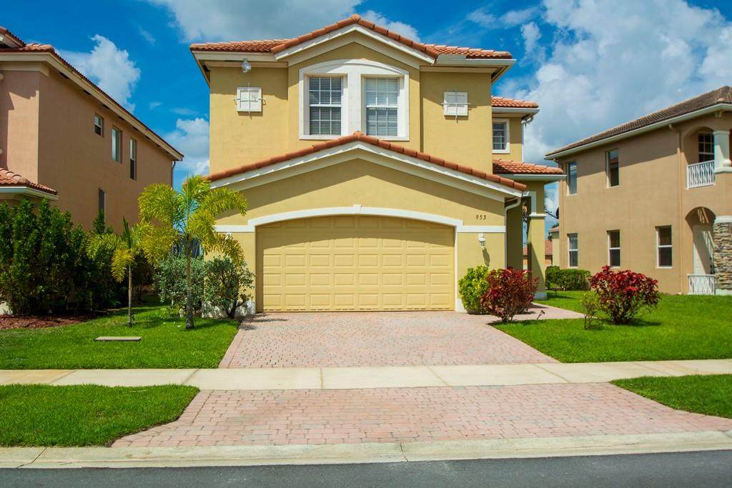 953 Leonardo Circle - Photo 1