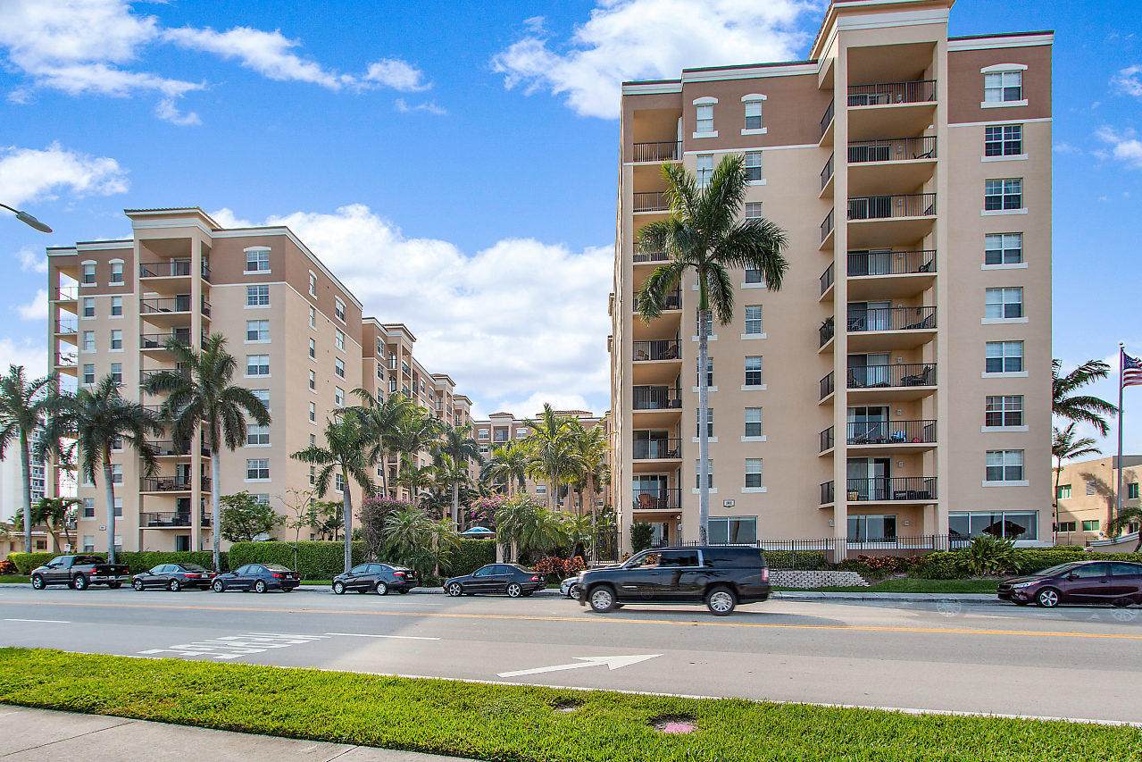 1805 Flagler Drive - Photo 1