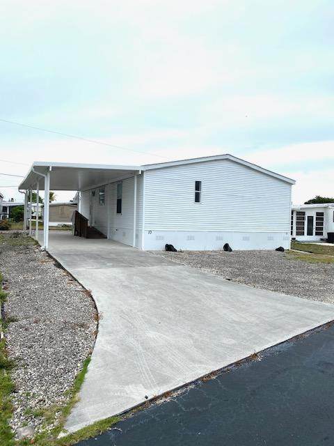 11055 Federal Highway - Photo 1