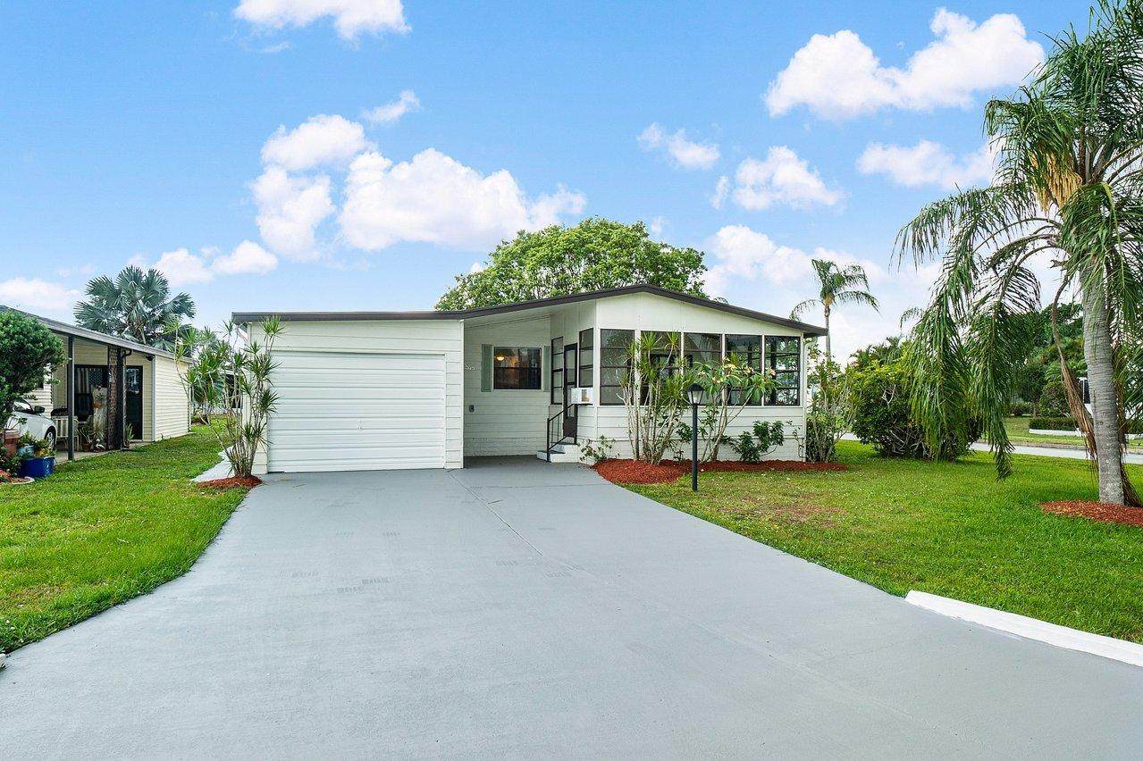 2622 Pontiac Place - Photo 1