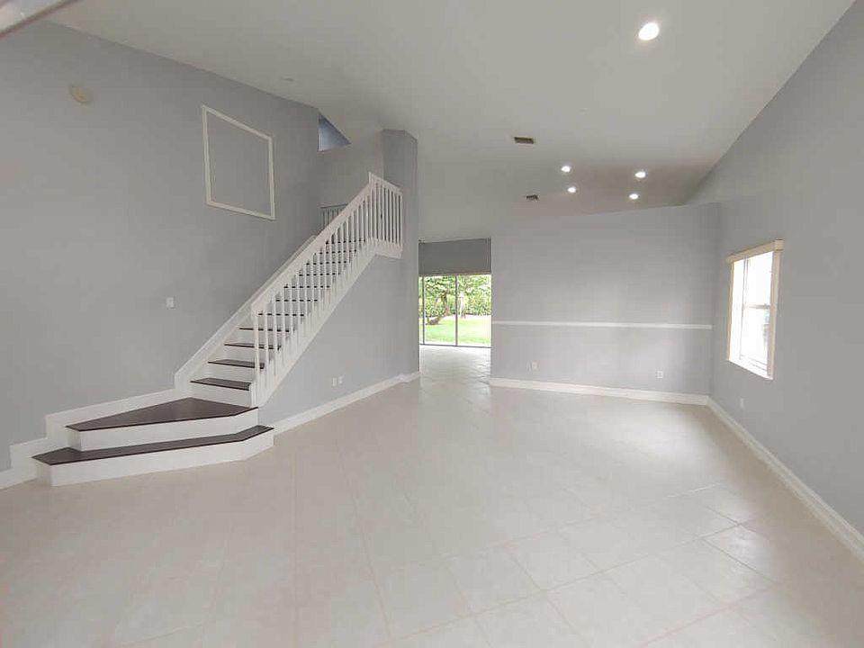 4190 Bahia Isle Circle - Photo 1