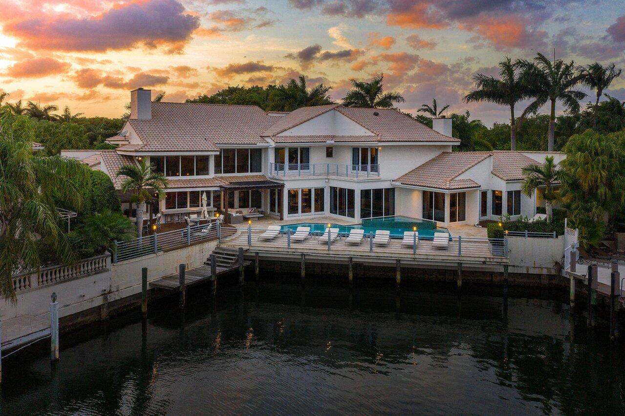 720 Pelican Point Cove - Photo 1