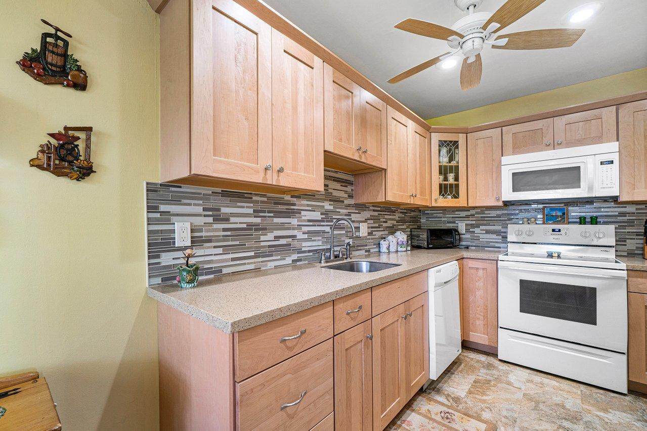 1041 Flame Vine Avenue - Photo 1