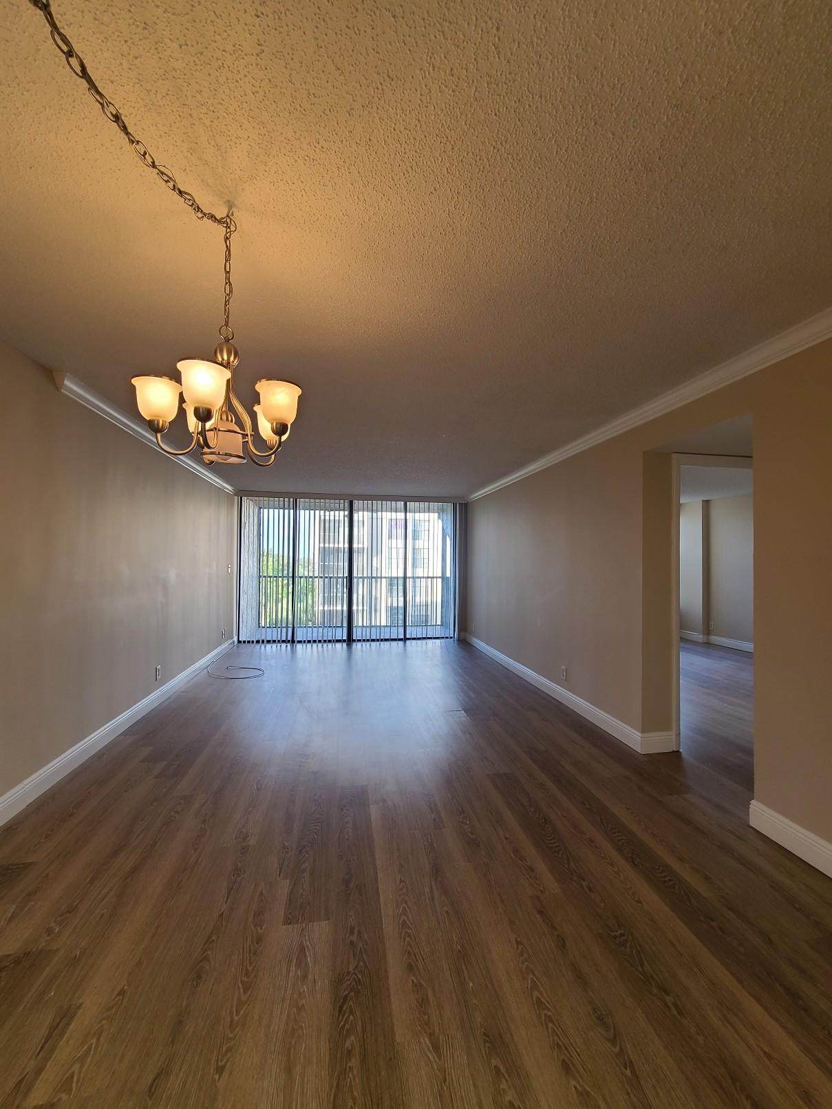 8 Royal Palm Way - Photo 1