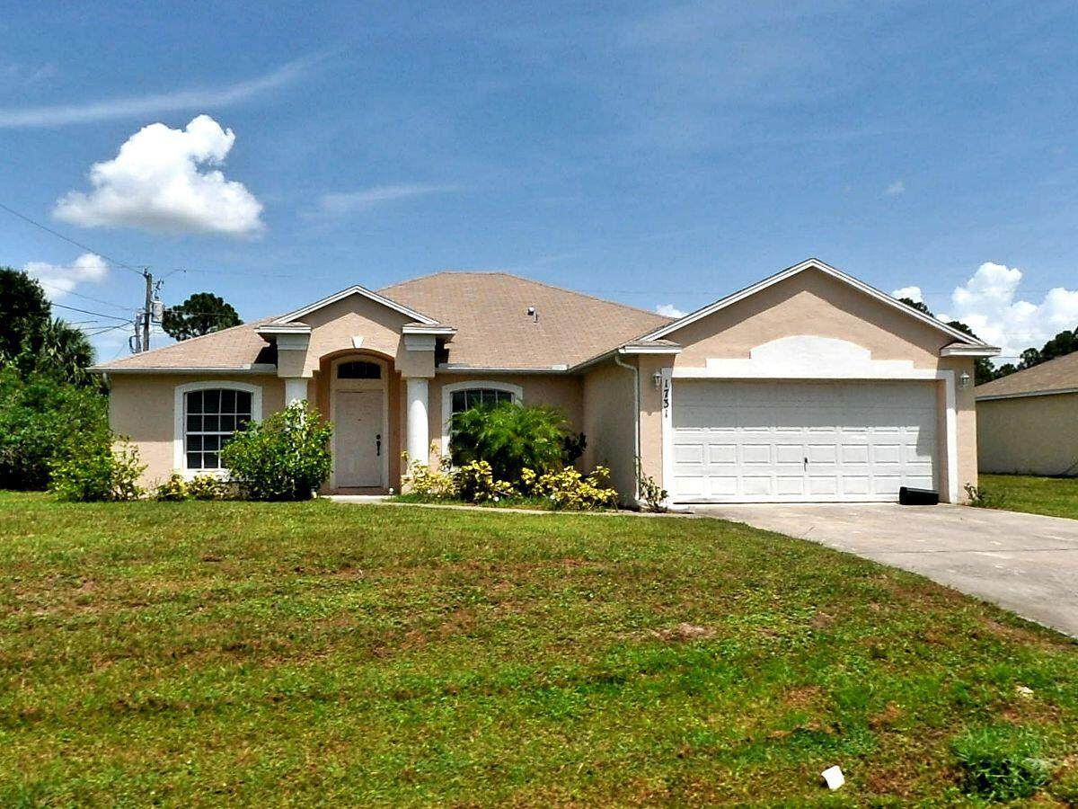 1731 Cloverleaf Street - Photo 1