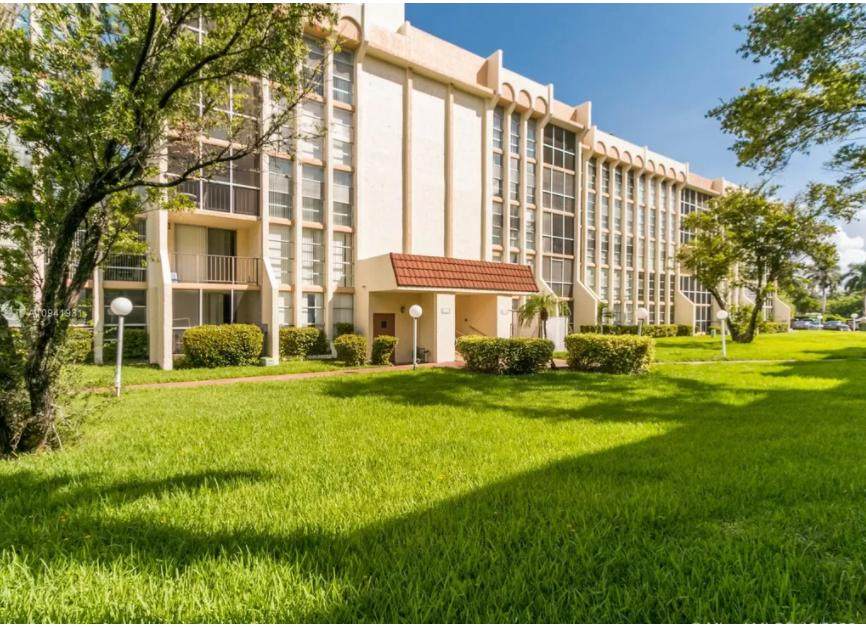 851 Three Islands Boulevard - Photo 1