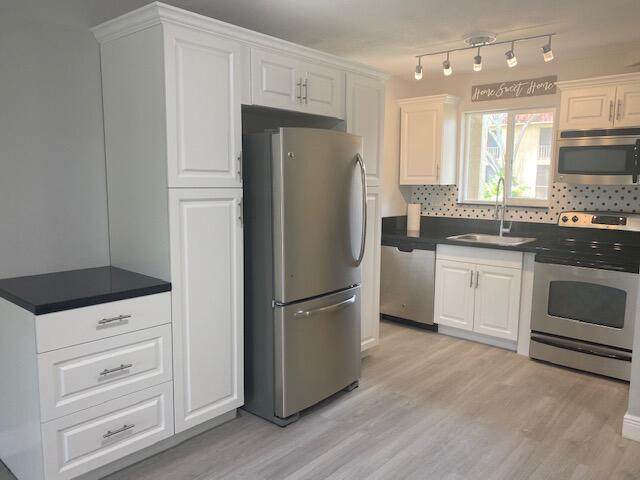 6106 Forest Hill Boulevard - Photo 1