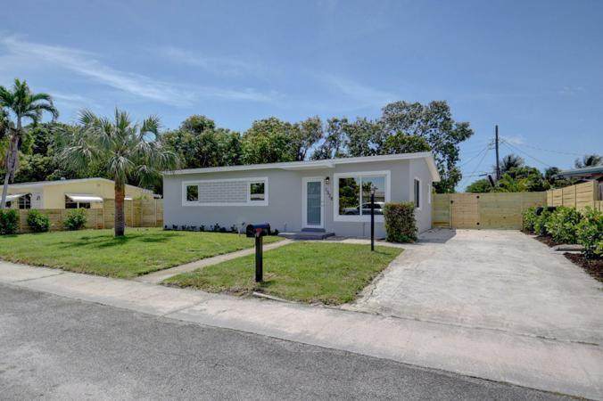 1328 Prospect Street - Photo 1