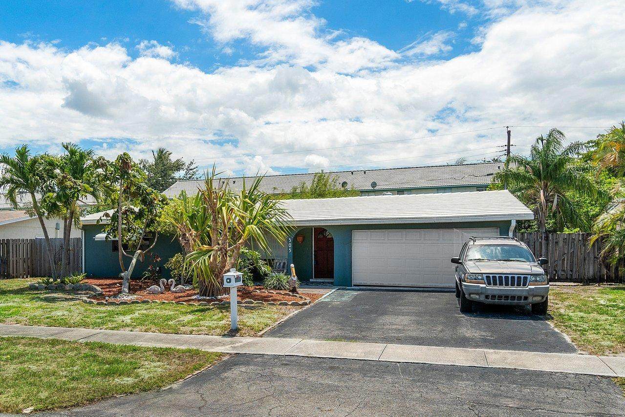 305 3rd Terrace - Photo 1