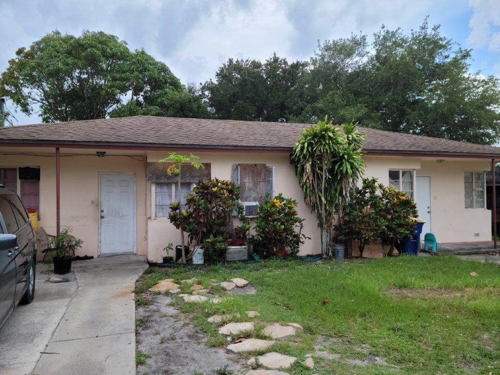 603 Cedar Place - Photo 1