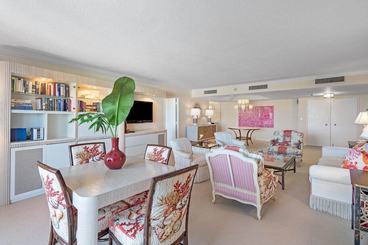 130 Sunrise Avenue - Photo 1