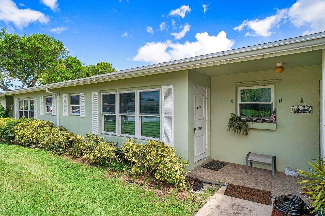 290 High Point Boulevard - Photo 1