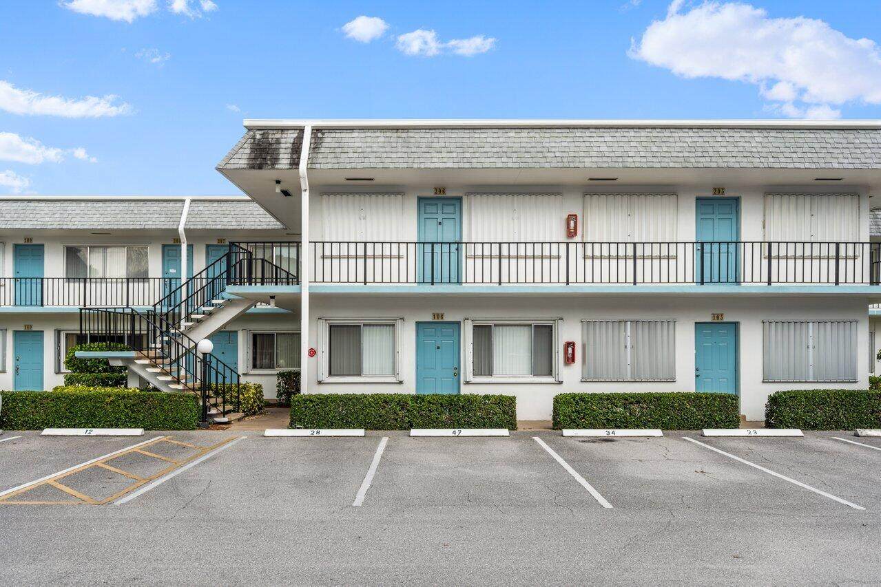 3280 Lake Osborne Drive - Photo 1