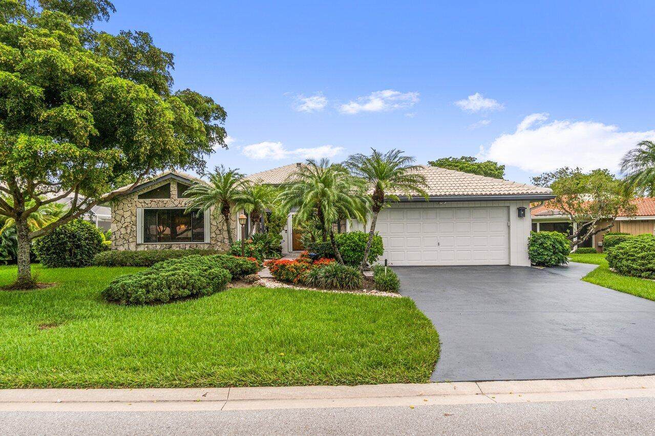 22 Estate Drive - Photo 1