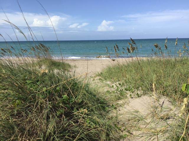 1814 Surfside Drive - Photo 1