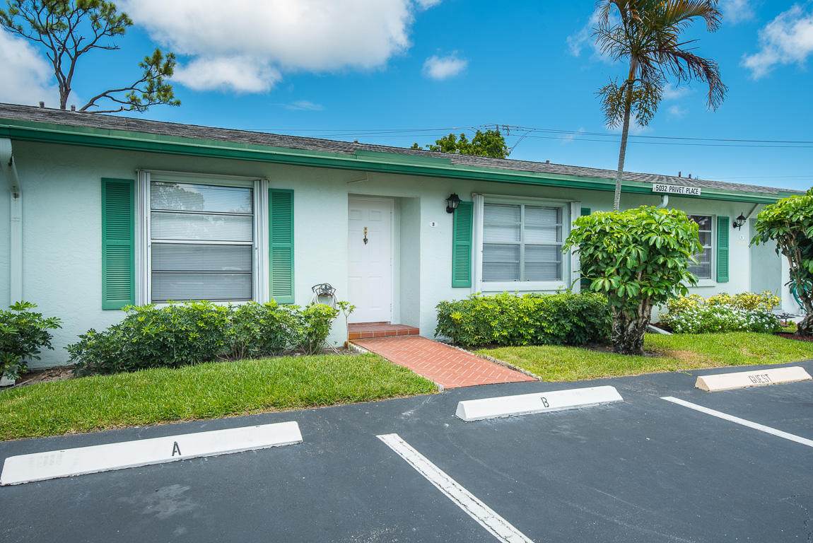 5032 Privet Place - Photo 1