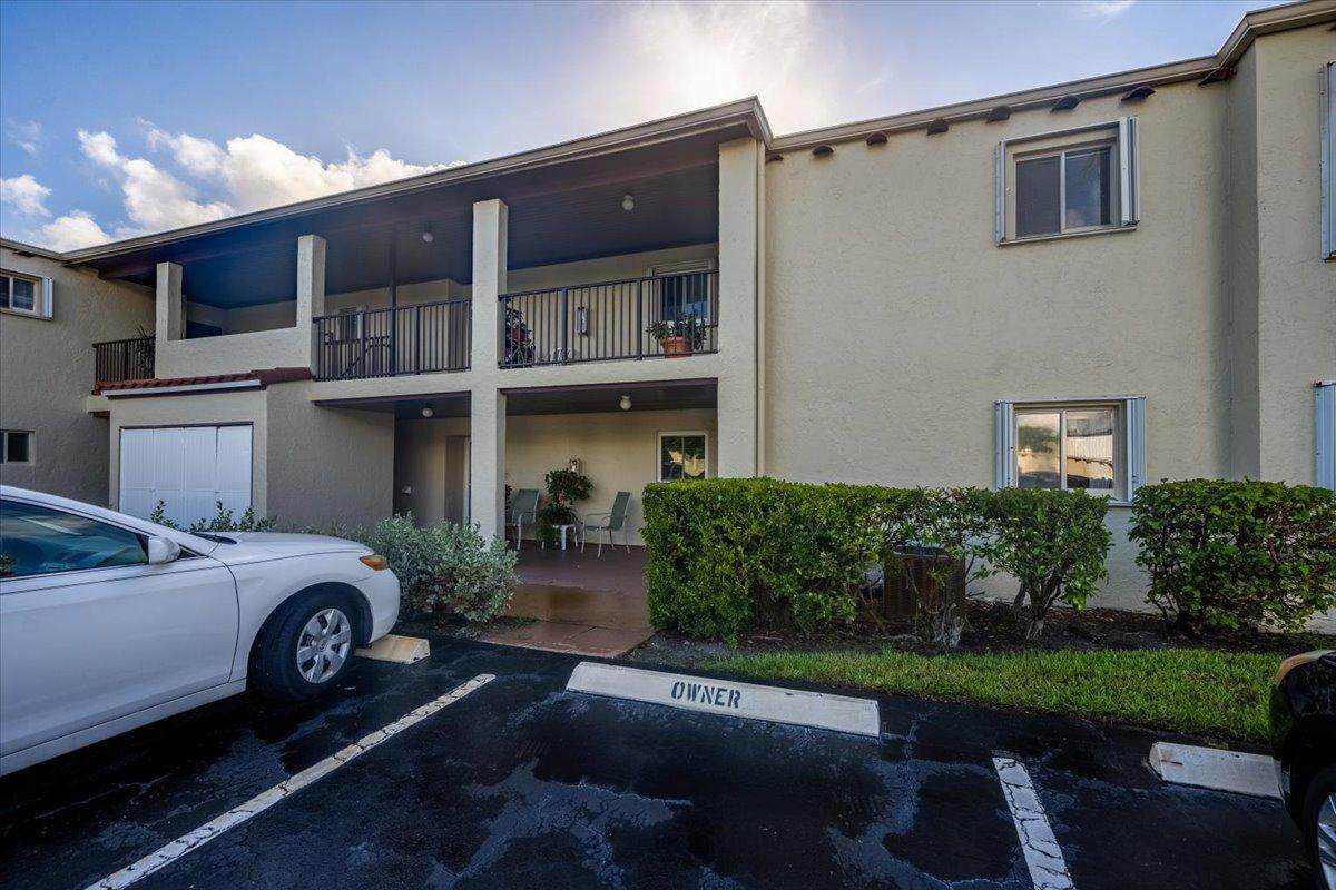 2580 Boundbrook Boulevard - Photo 1