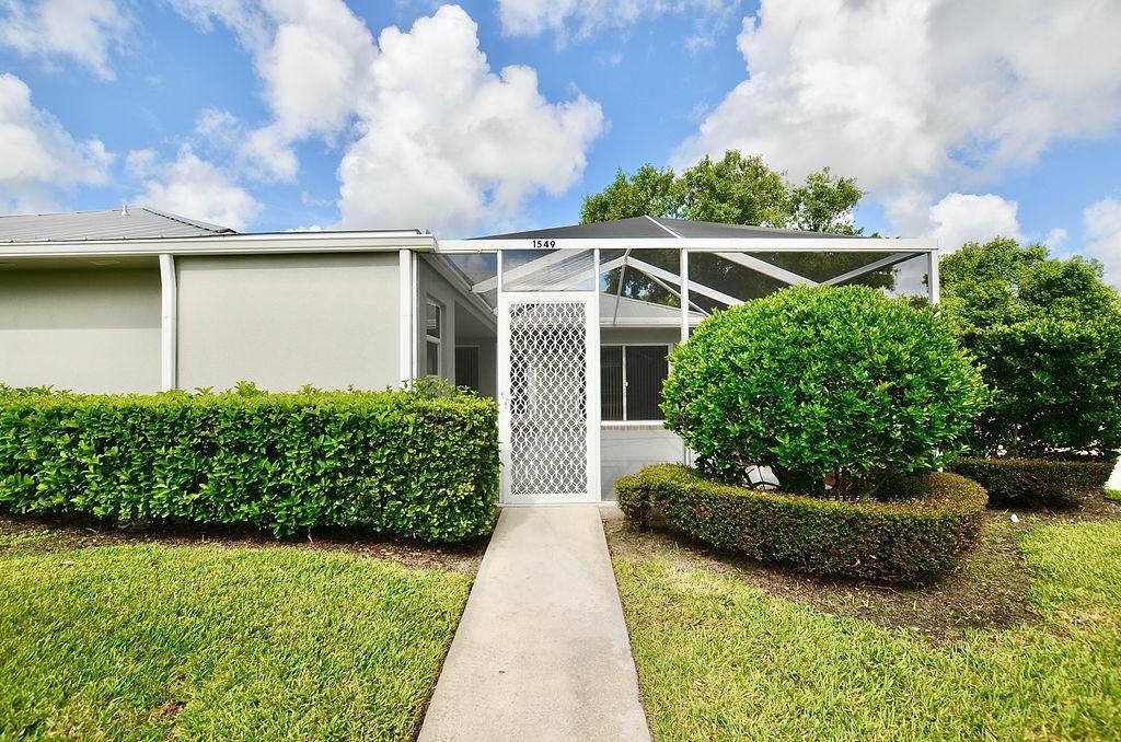 1549 Waterfall Boulevard - Photo 1