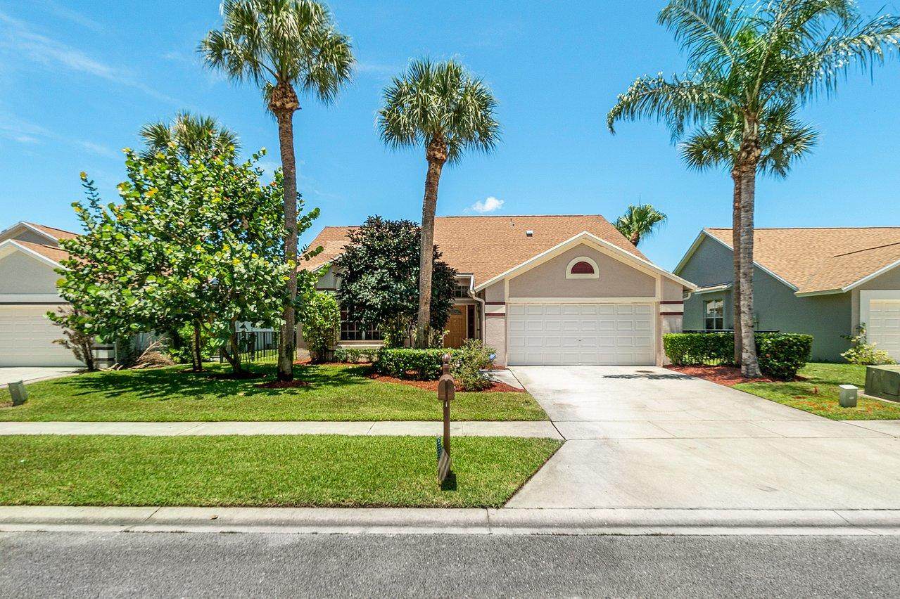 3570 Woods Walk Boulevard - Photo 1