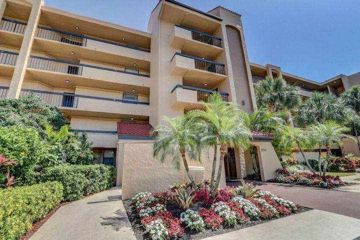 950 Egret Circle - Photo 1