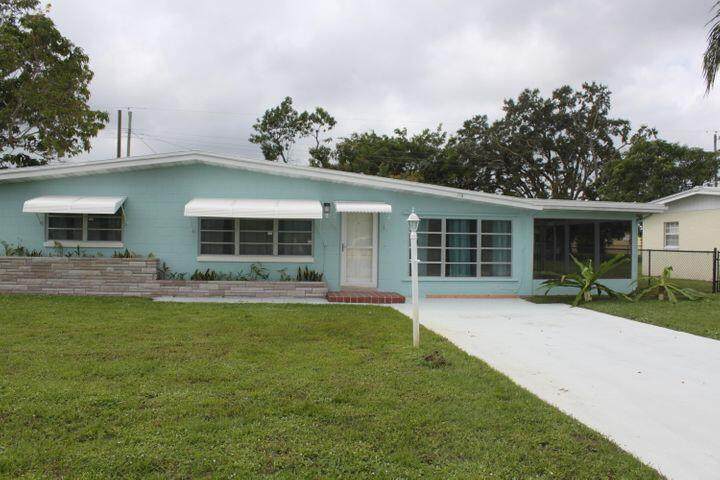 118 Entrada Avenue - Photo 1