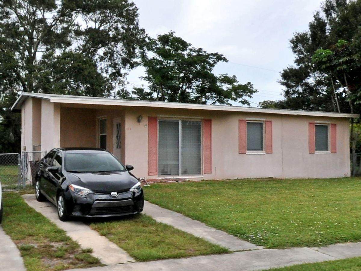 111 Naranja S Avenue - Photo 1
