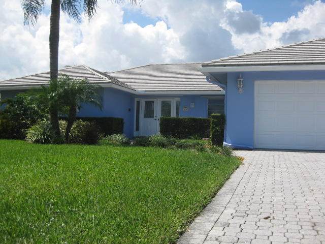 7639 Lake Drive - Photo 1