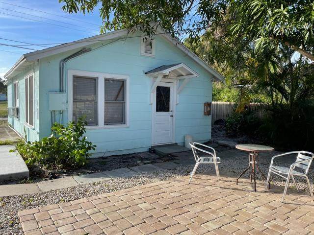 23 1/2 Ocean Breeze Street - Photo 1