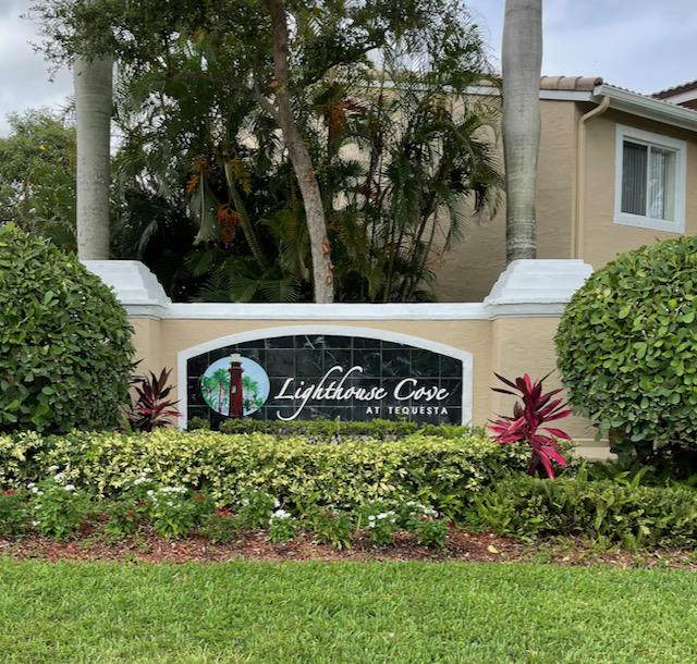 284 Village Boulevard - Photo 1