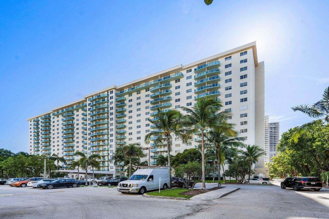 19390 Collins Avenue - Photo 1