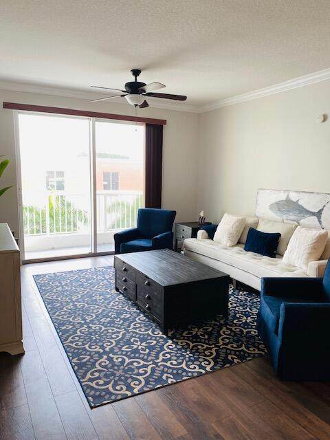 804 Windward Way - Photo 1