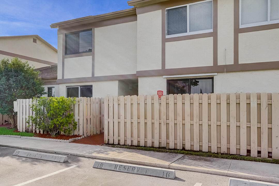 10875 29th Manor - Photo 1