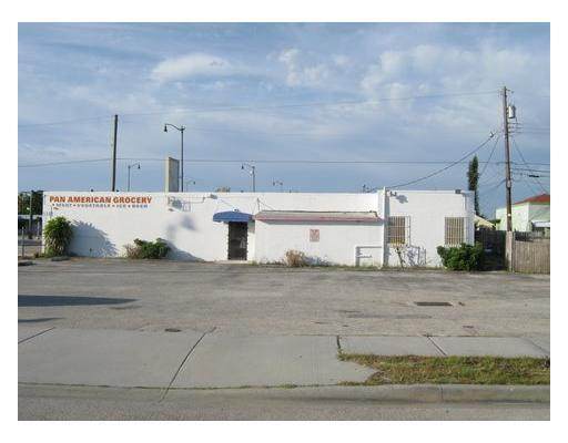 5509 Broadway - Photo 1