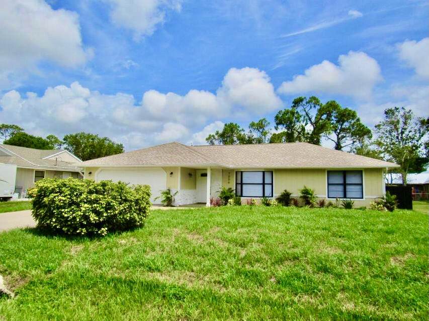 7006 Lakeland Boulevard - Photo 1