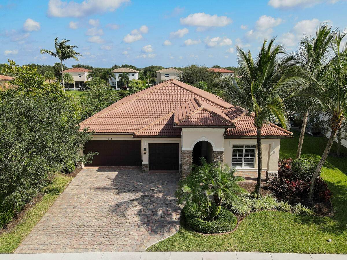 151 Whale Cay Way - Photo 1