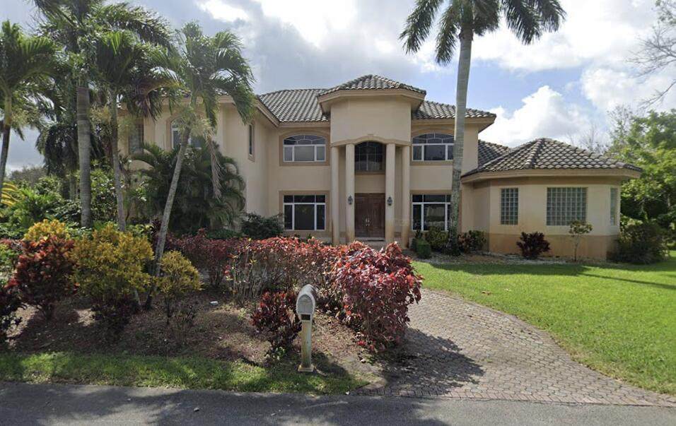 13380 29 Court - Photo 1