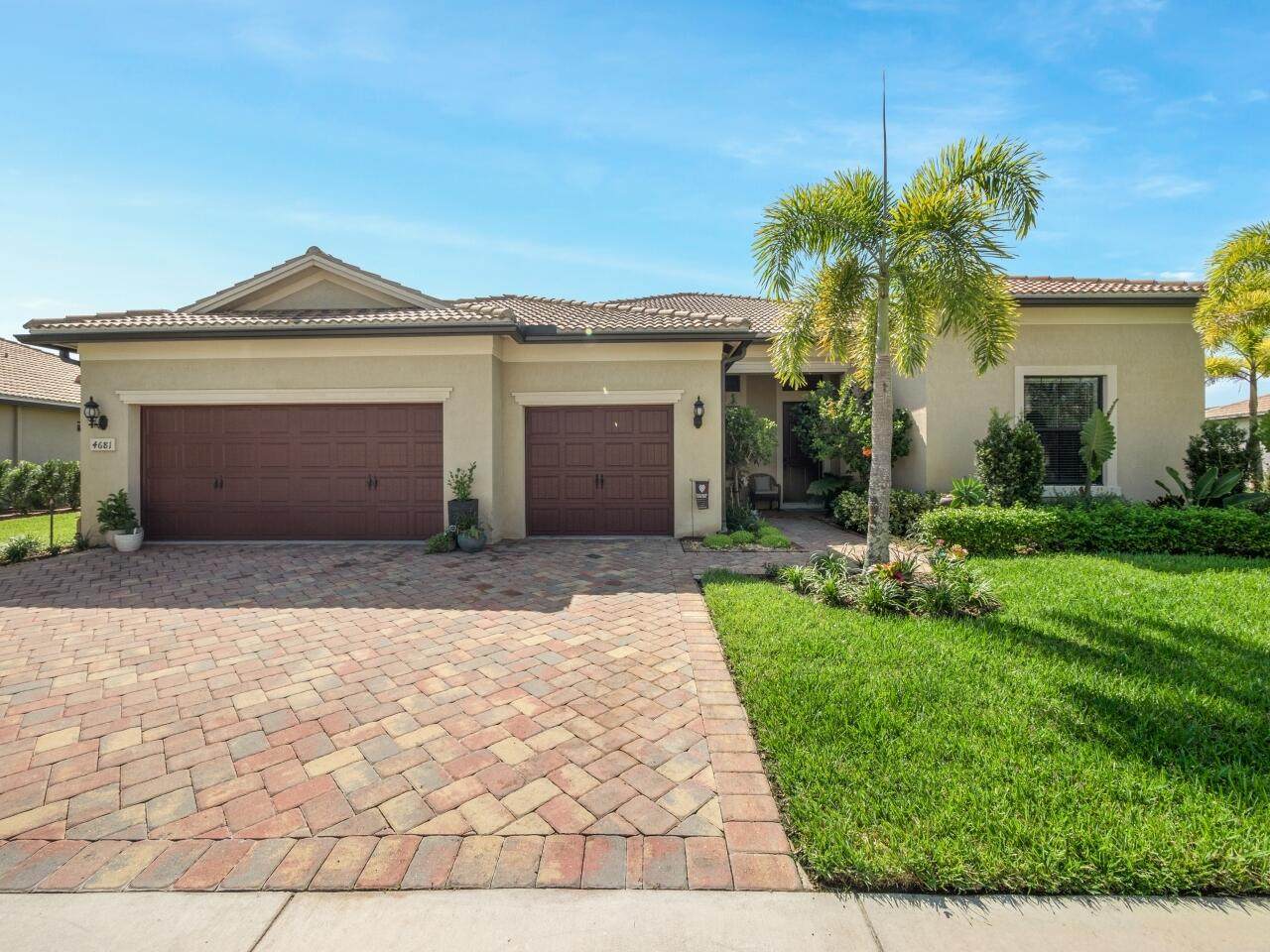 4681 Gossamer Circle - Photo 1