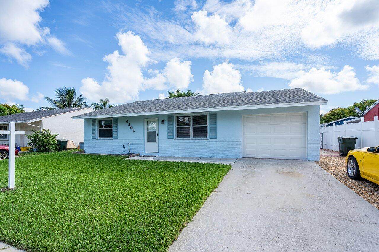 4306 Empire Way - Photo 1
