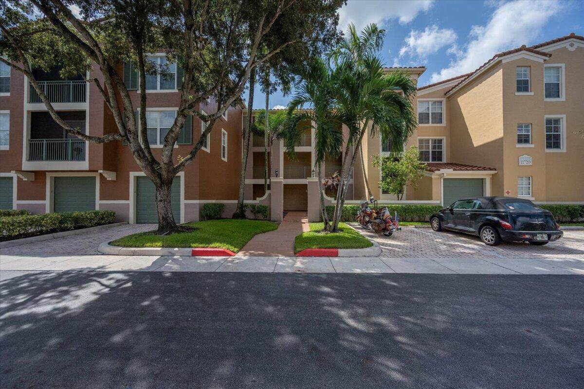 11720 Saint Andrews Place - Photo 1