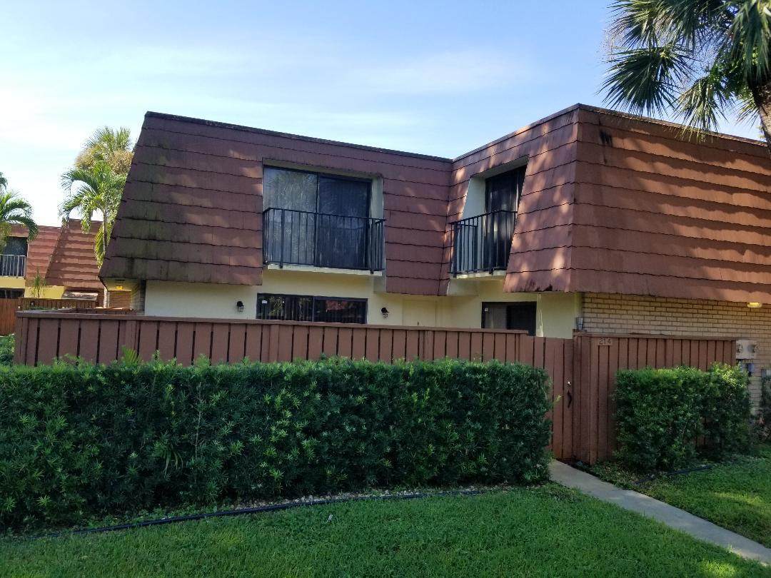 214 Live Oak Lane - Photo 1