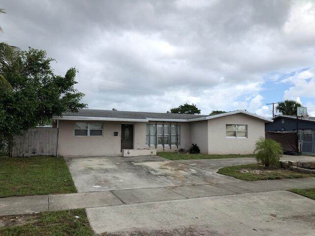 121 17 Court - Photo 1
